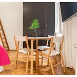 Optimal Apartment, 5 Persons, Long Stay Discount